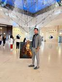 Elvin Tolentino, artista visual dominicano que expone en el Carrusel del Louvre en París