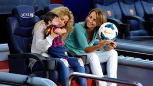 A la madre de Gerard Piqué no le gustan las acciones de Shakira