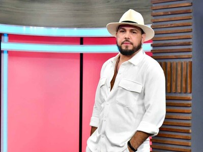 Sacha estrena “Se vende medio corazón” por  San Valentín