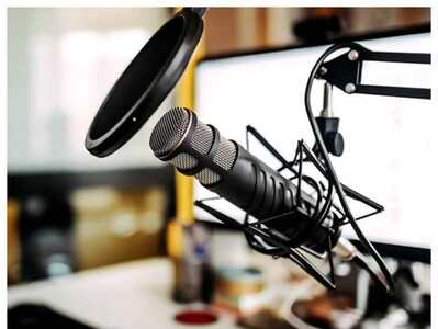 De las ondas hertzianas al pódcast: los retos de la radio en su día
