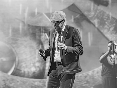 Juan Luis Guerra enciende Santiago
