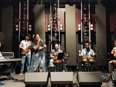 On The Road celebra la música brasileña en Casa de Teatro