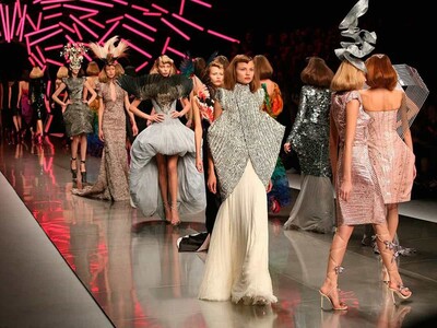 Alexander McQueen vuelve a la Semana de la Moda de Londres
