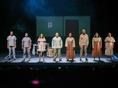 "Bienvenido el extraño": conversación sobre salud mental en el teatro